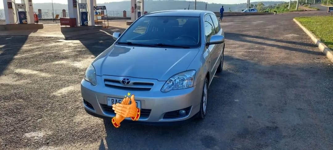Toyota Hatchback 2004 5