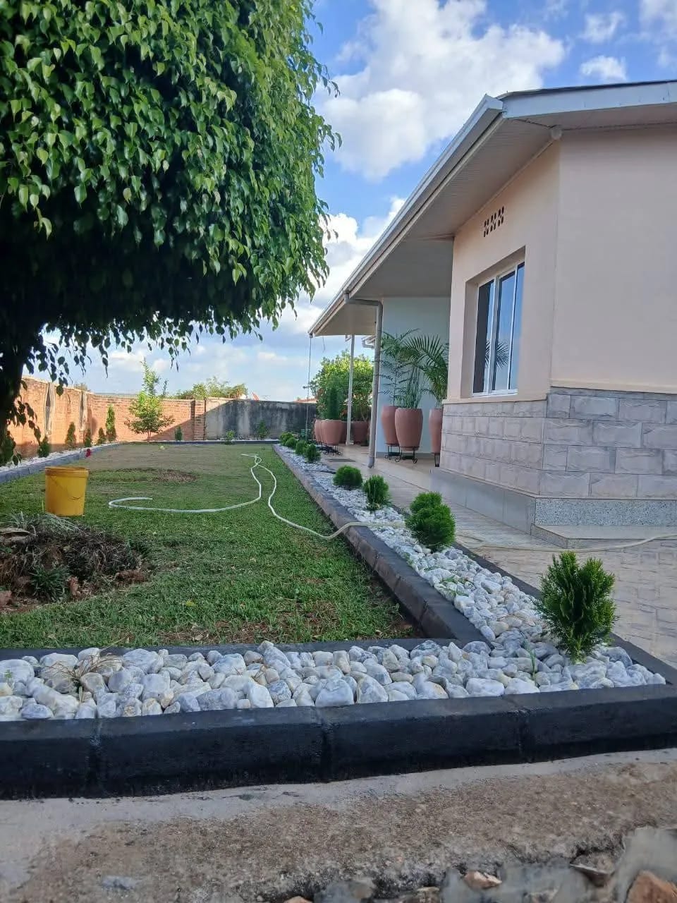 Furnished house for rent 2
