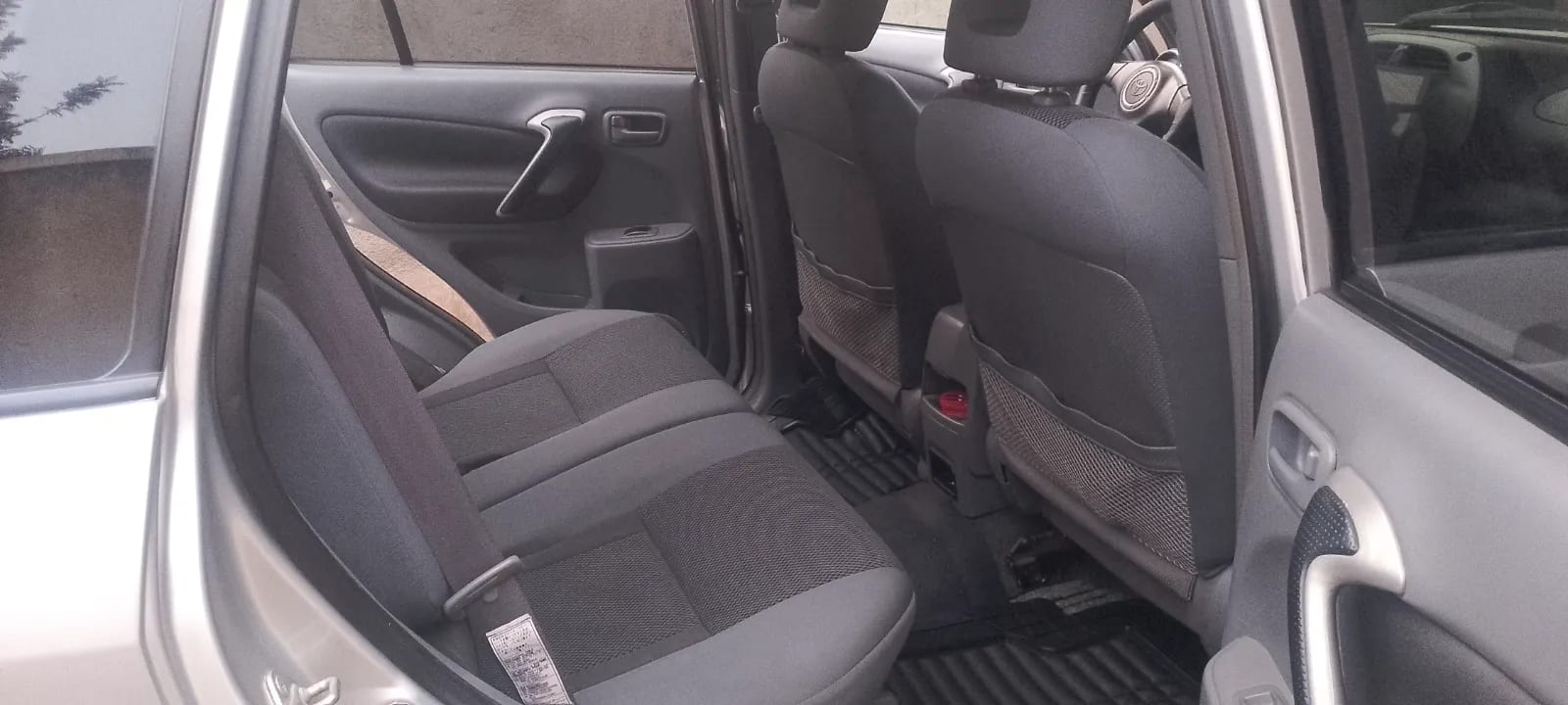 TOYOTA RAV4 ON SALE 4