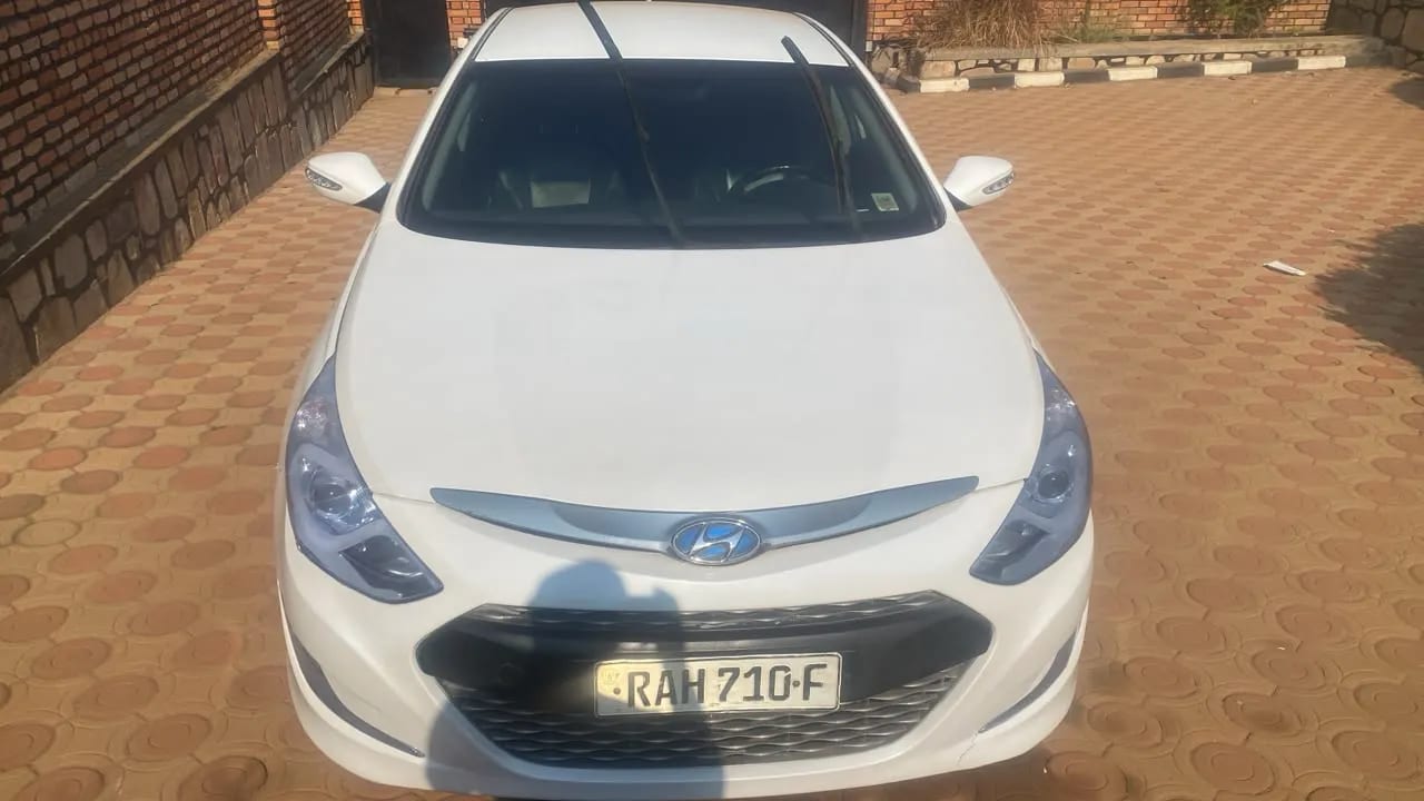 HYUNDAI SONATA HYBRID 2011 2