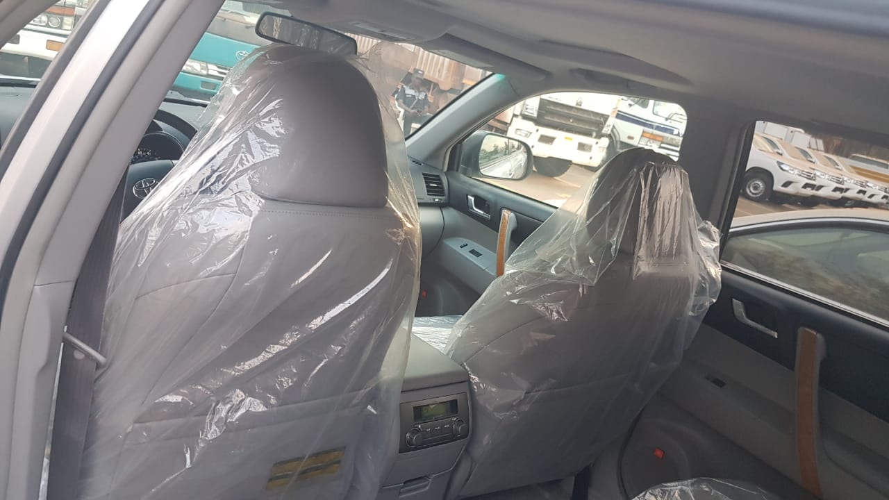Toyota Highlander Hybrid 2010 1